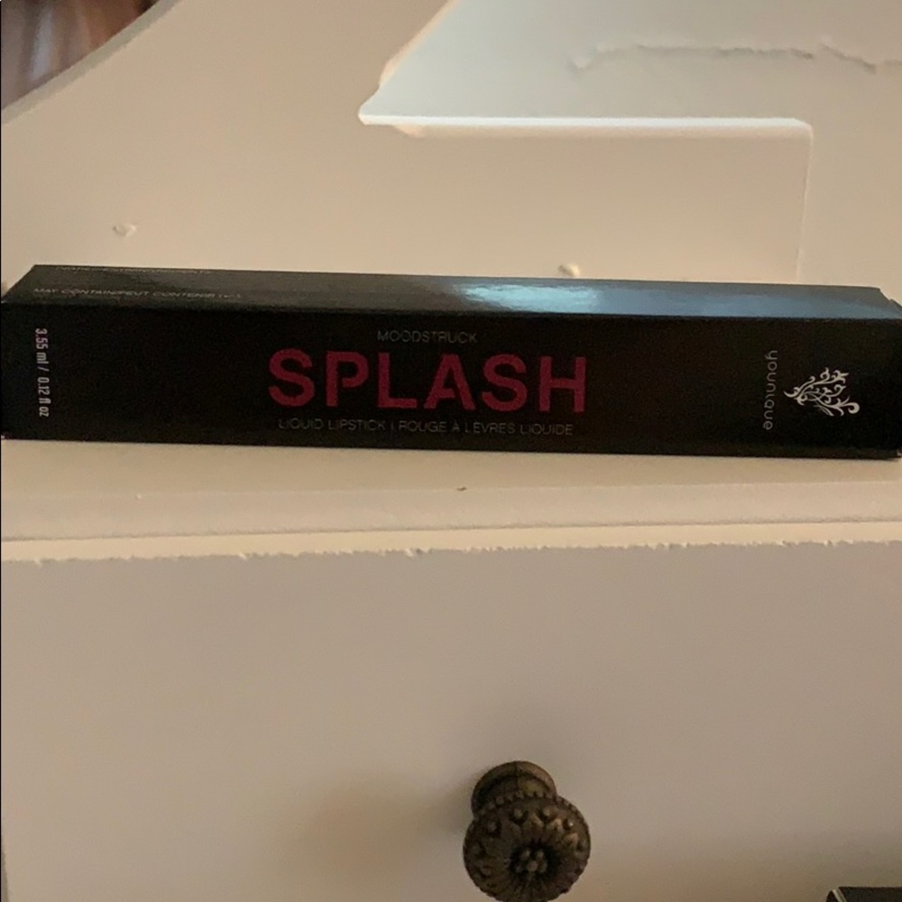 Splash liquid lipstick